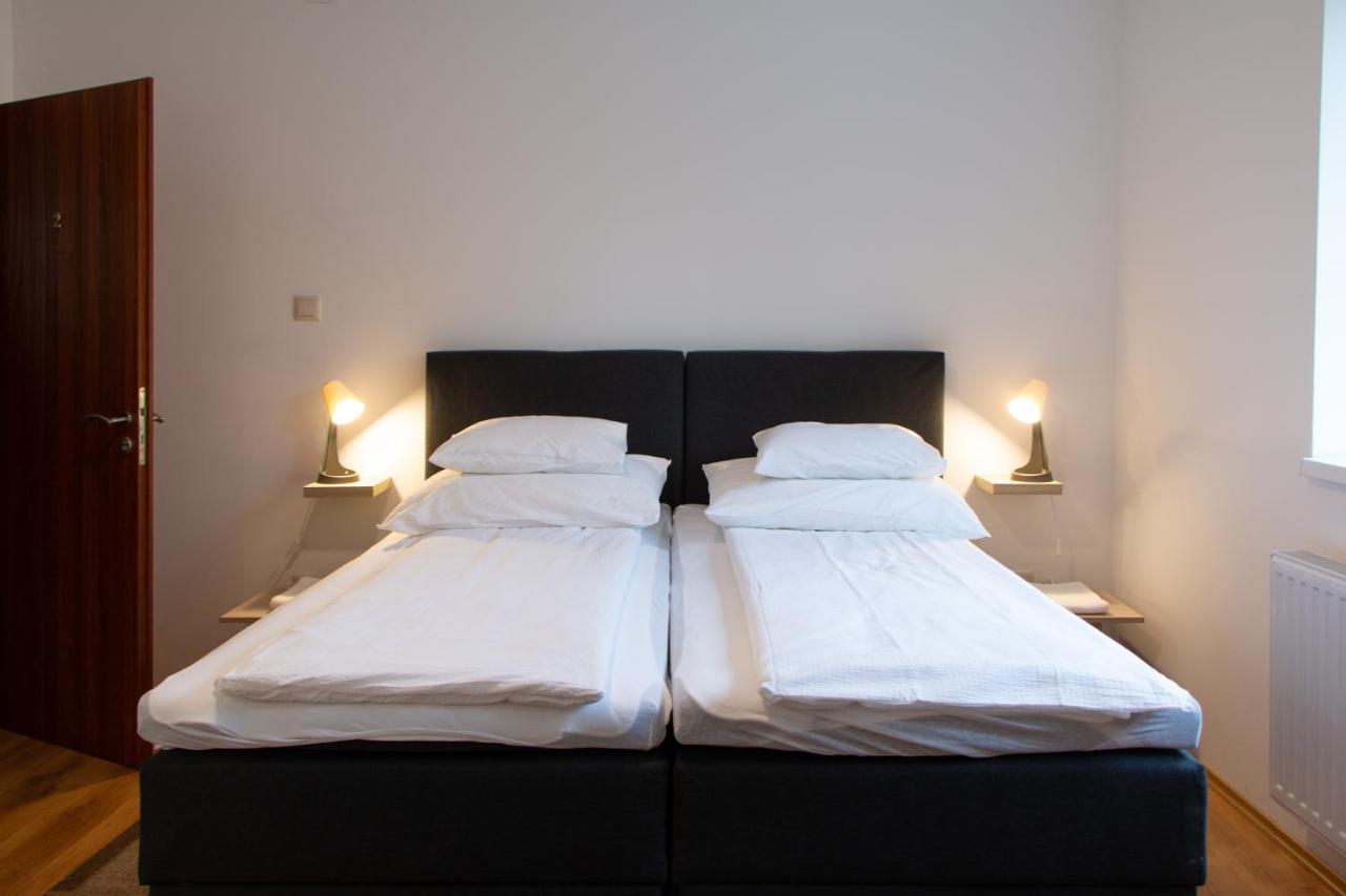 Poroszlay Apartman Debrecen Bagian luar foto