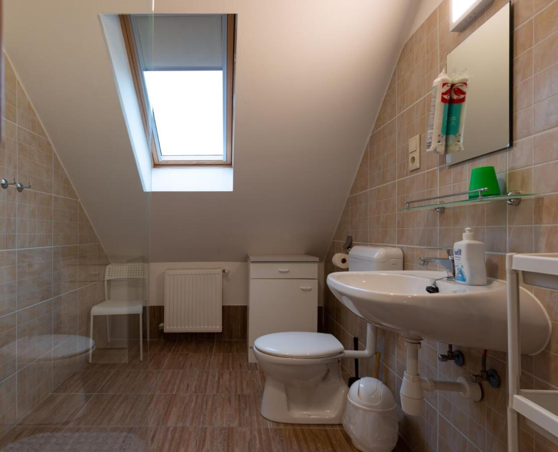 Poroszlay Apartman Debrecen Bagian luar foto