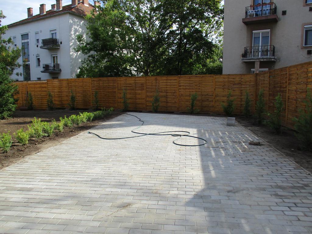 Poroszlay Apartman Debrecen Bagian luar foto